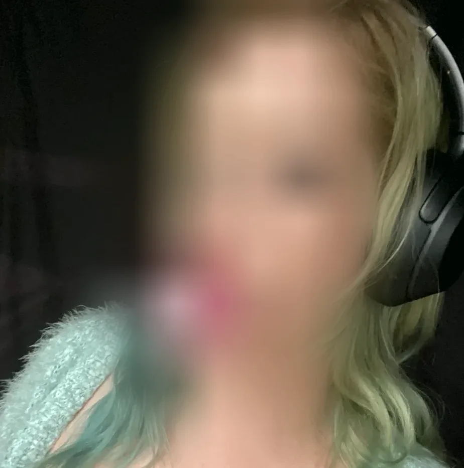 Aleksandra, 35